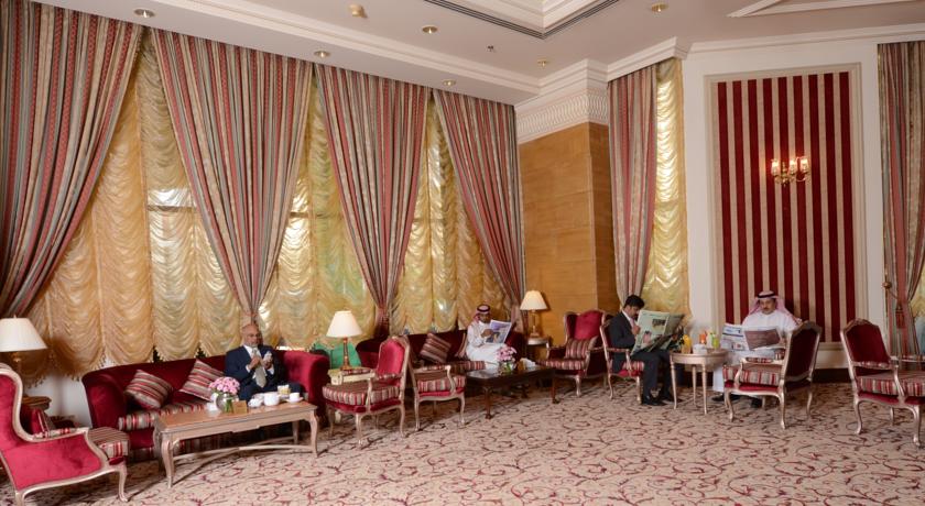 12 Nights 3 Star Umrah Package